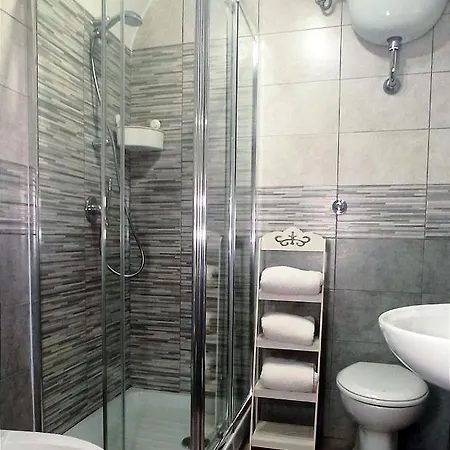 Pop Chiaia Apartmán *