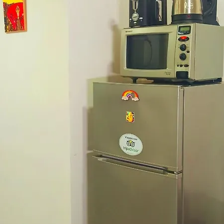 Pop Chiaia نابولي